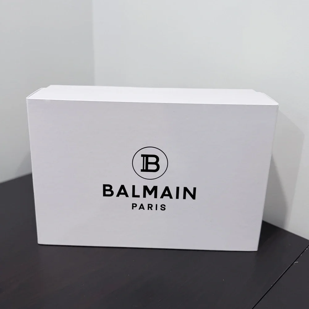 Balmain Classic White Gift Decor Box with Storage Bag and Two Envelopes